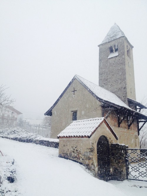 Site visit at St. Prokulus, in the framework of Åbäke BAU Residency, 2015